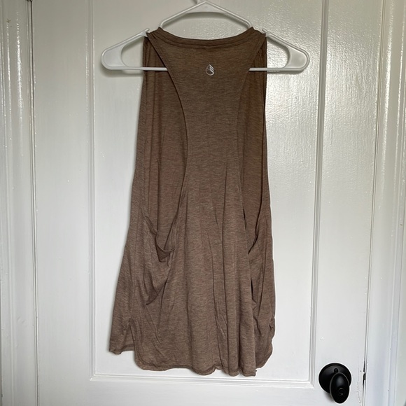 IcyZone Cutoff Tank - Picture 2 of 2